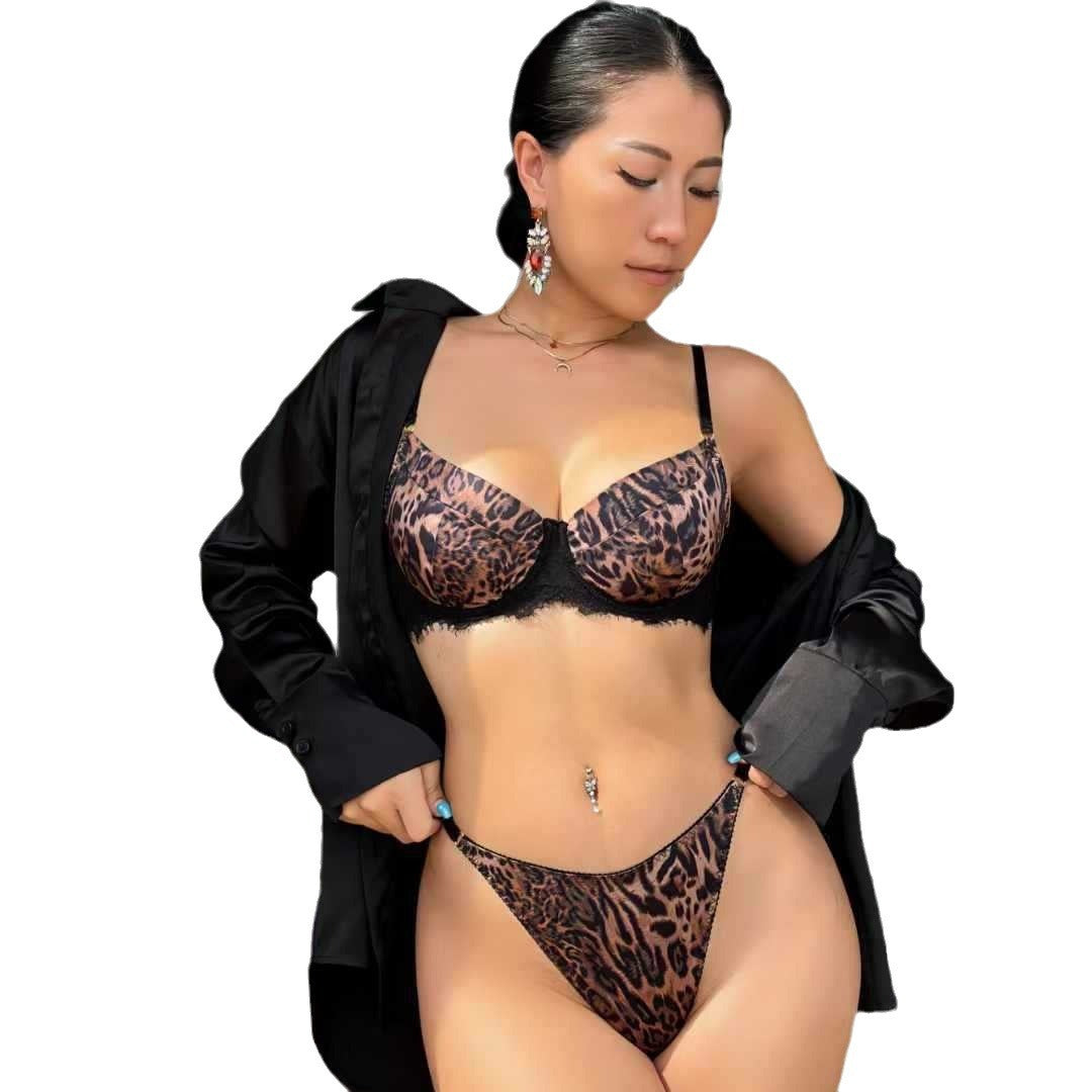 Sexy Ultra Slim Big Chest Small Gathered Leopard Print Bra Set